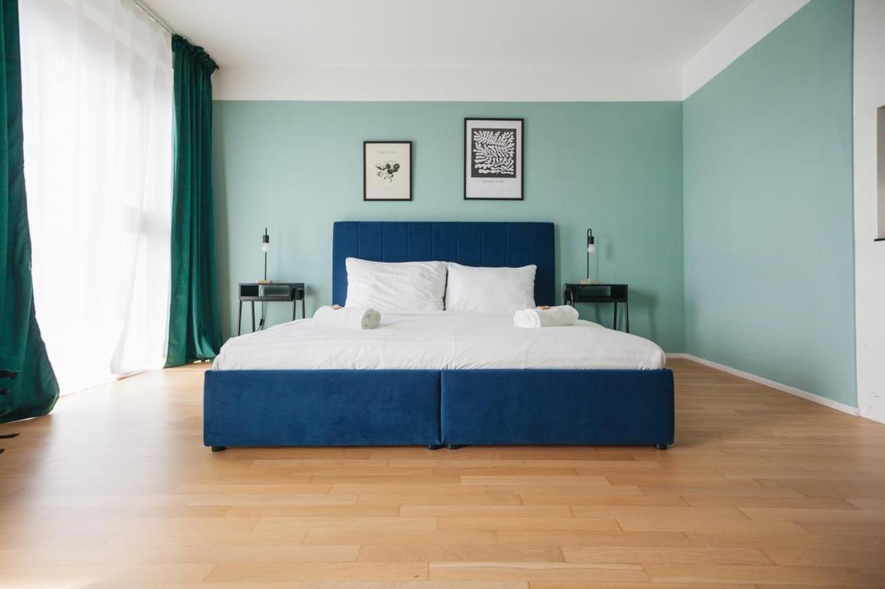 Decorous Cozy City View Suite Вена Экстерьер фото