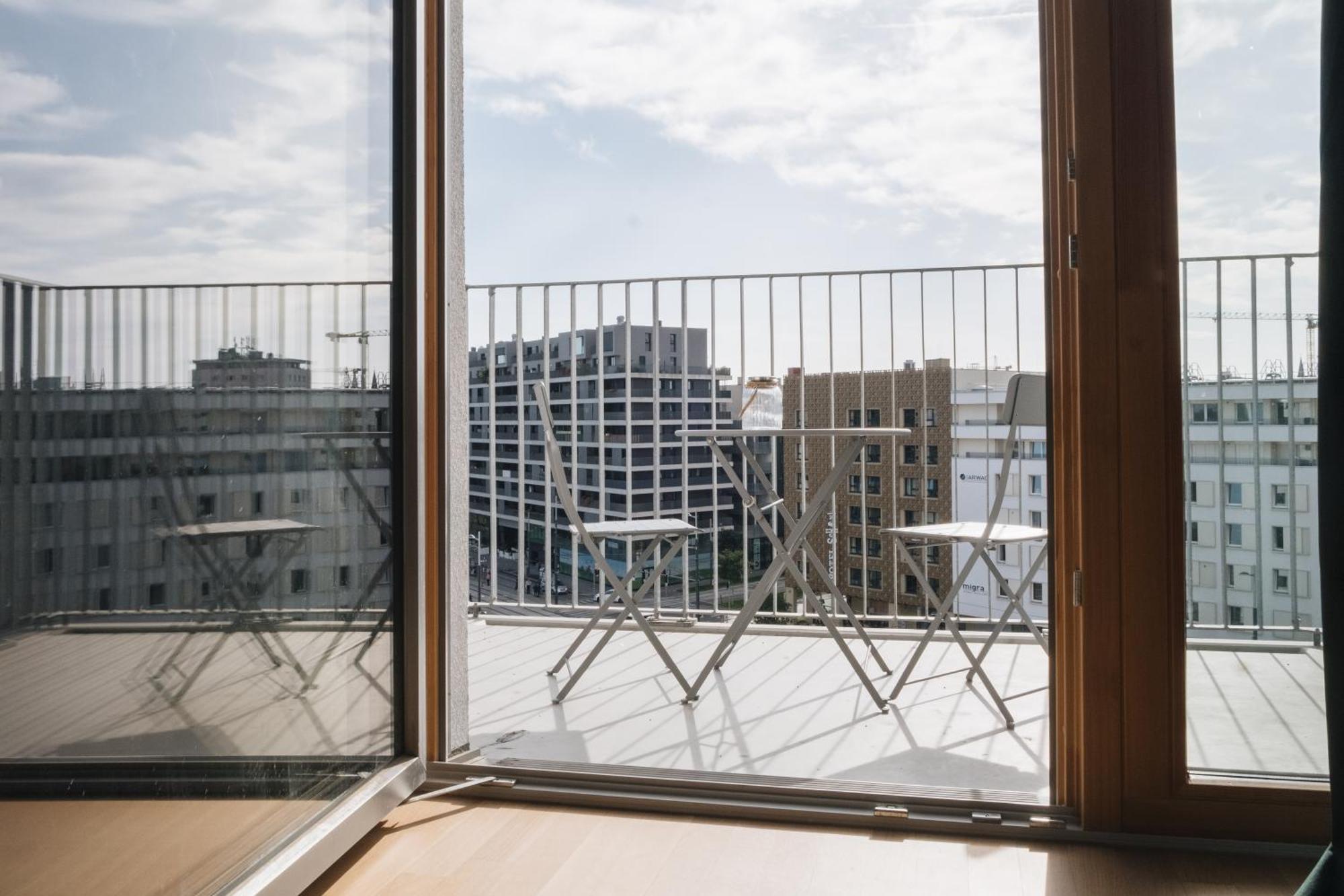 Decorous Cozy City View Suite Вена Экстерьер фото