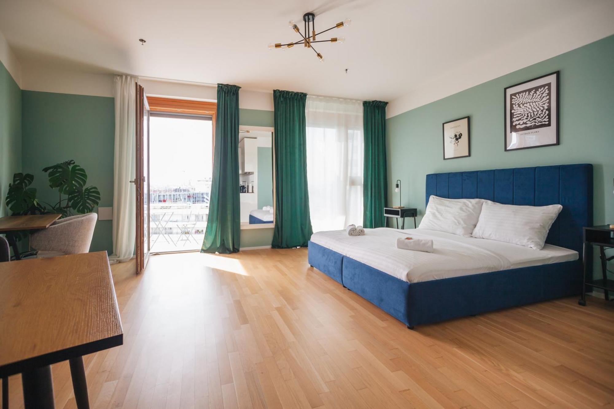 Decorous Cozy City View Suite Вена Экстерьер фото