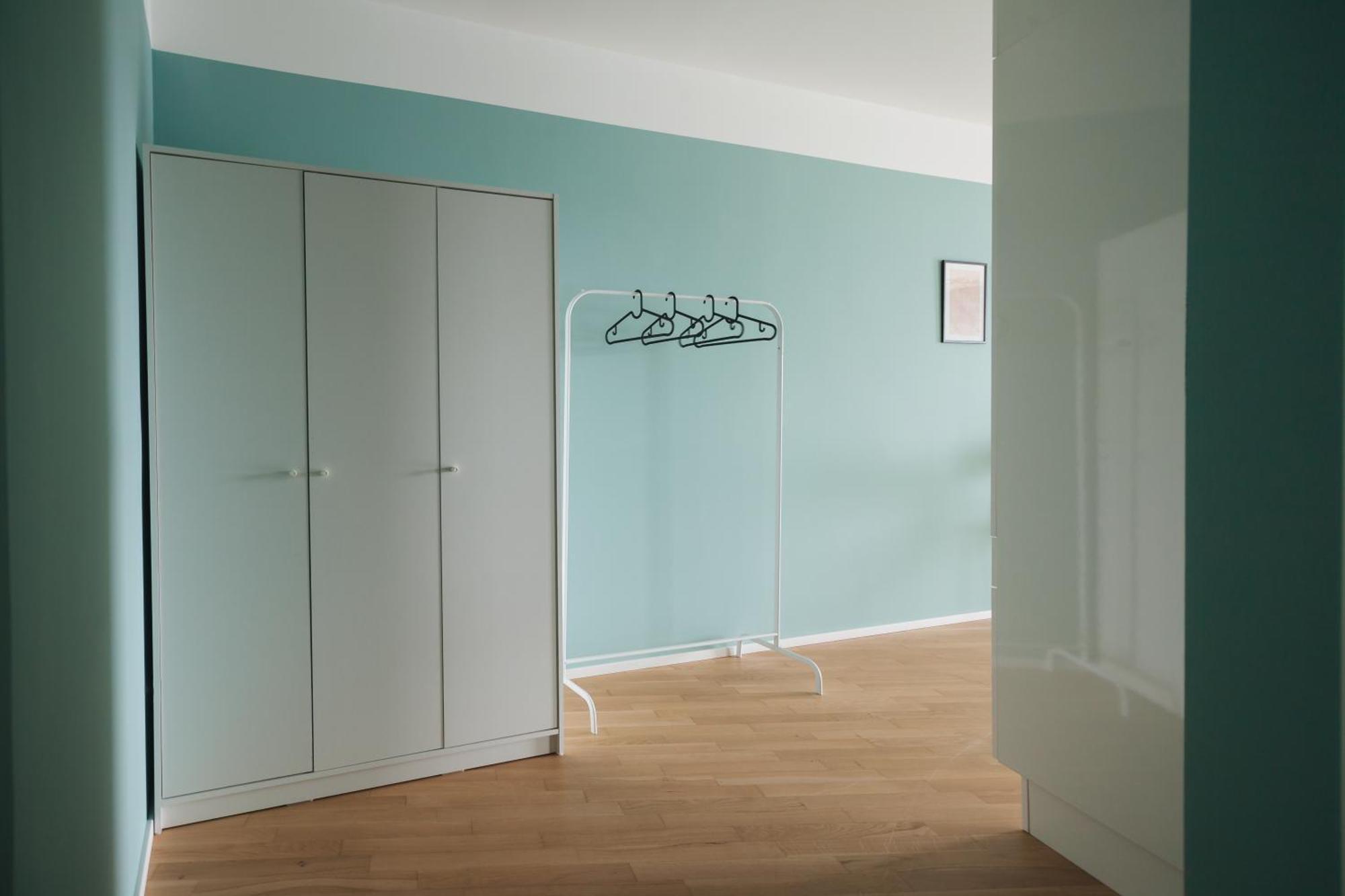 Decorous Cozy City View Suite Вена Экстерьер фото
