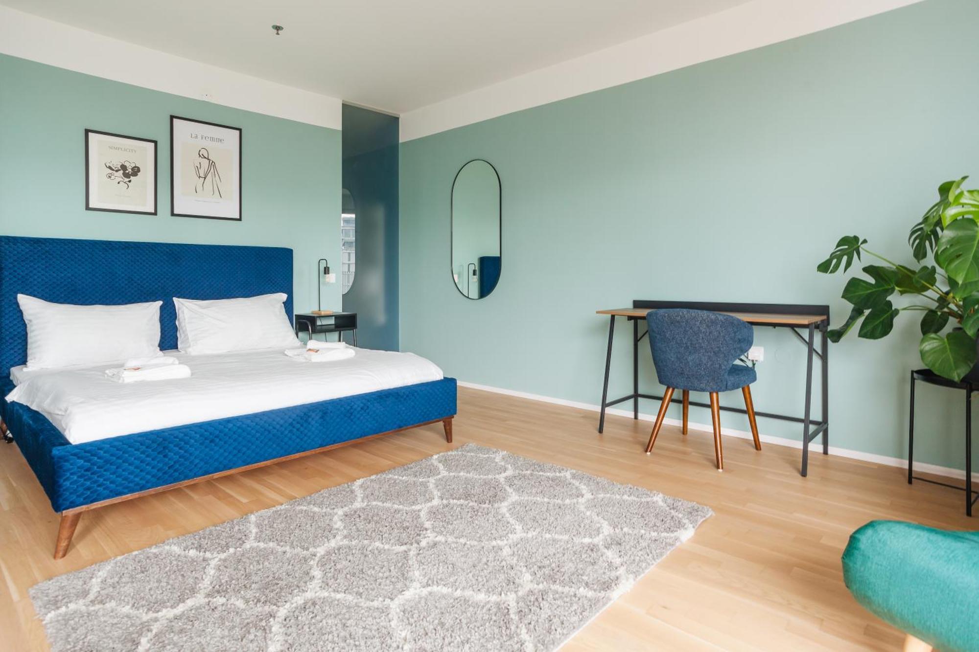 Decorous Cozy City View Suite Вена Экстерьер фото
