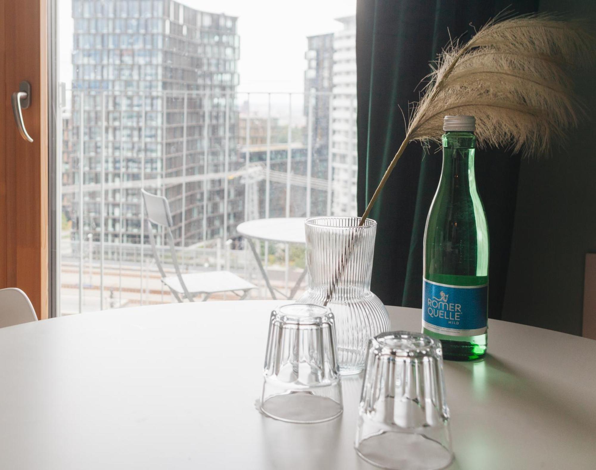 Decorous Cozy City View Suite Вена Экстерьер фото