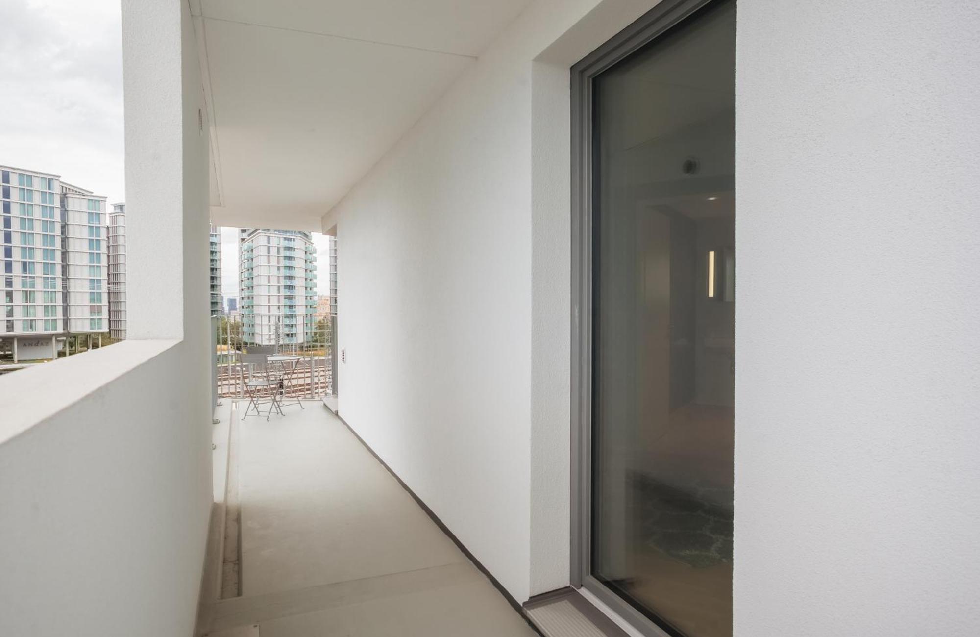 Decorous Cozy City View Suite Вена Экстерьер фото