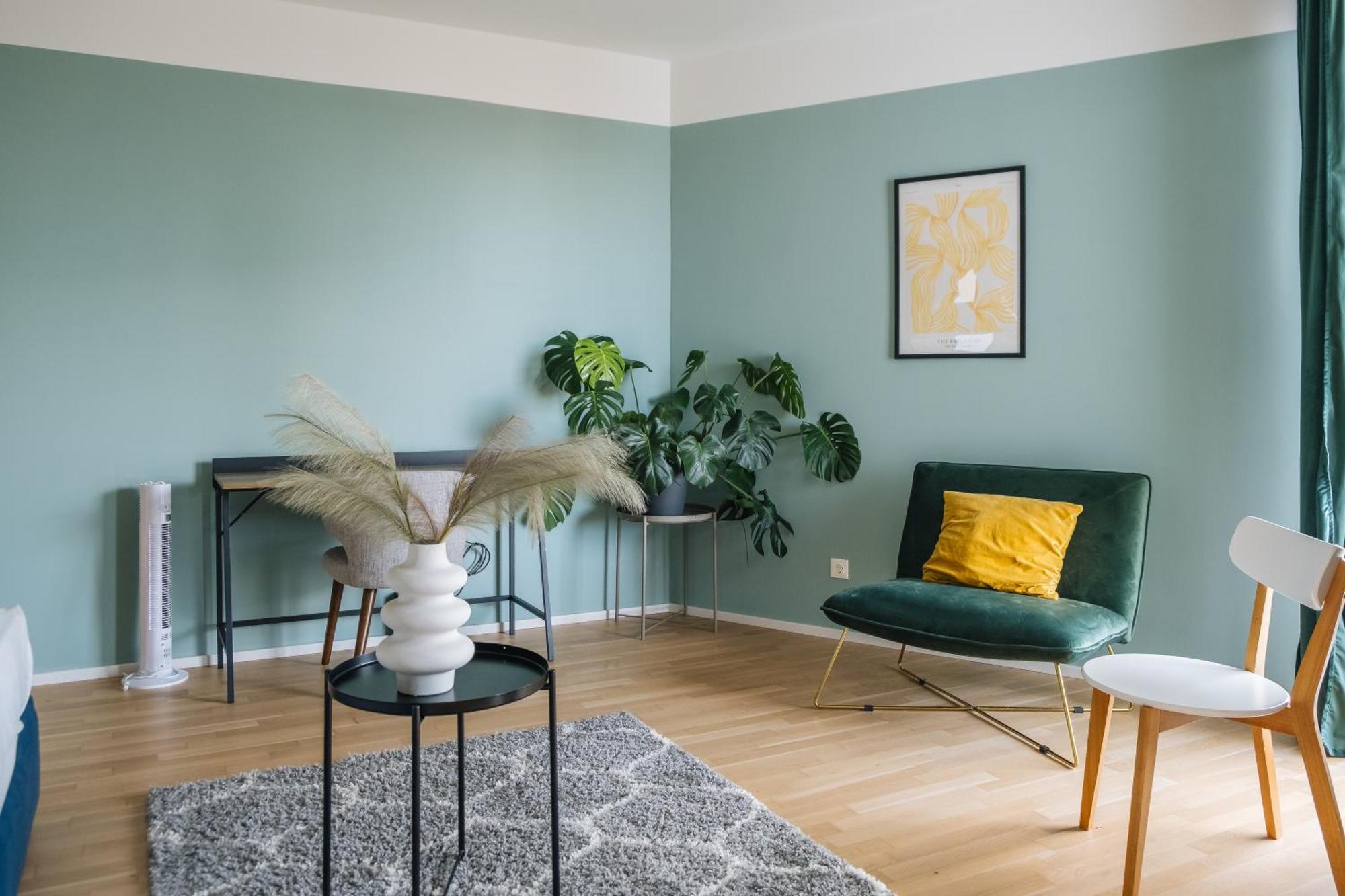 Decorous Cozy City View Suite Вена Экстерьер фото